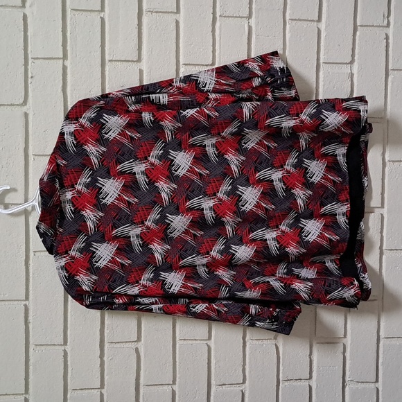 Business Casual Vibrant Button Up Blouse W/Buillt In Black Tank. Size 3X NWOT - Picture 6 of 10